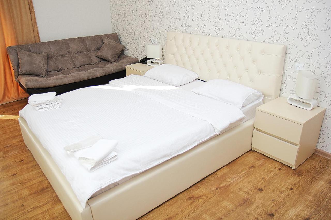 Hotel Dany Tbilisi Bagian luar foto